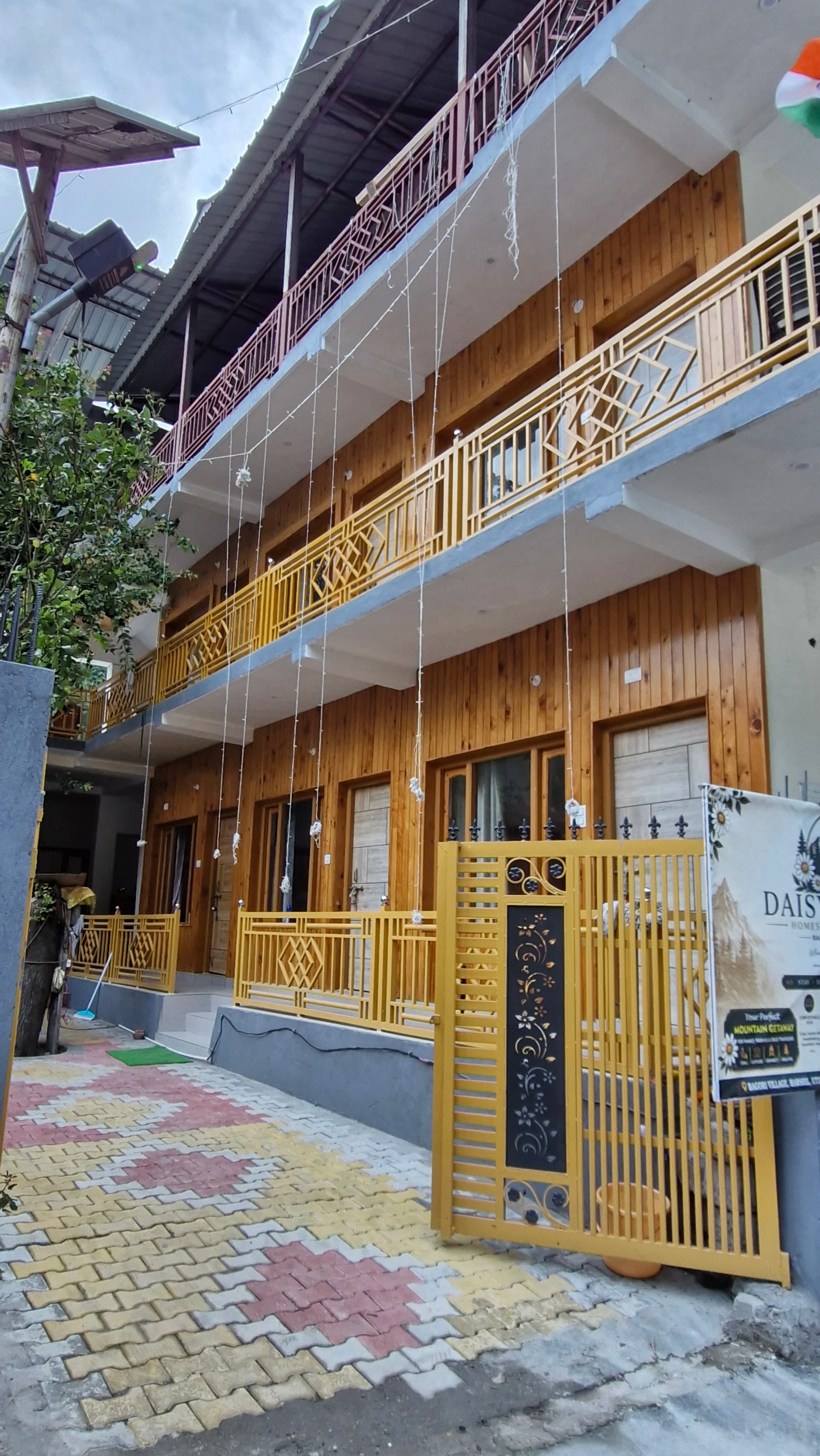 Daisy HomeStay, Harshil Bagori Village